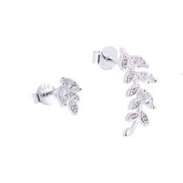 Boucles d'oreilles à tige en argent sterling avec branche d'olivier