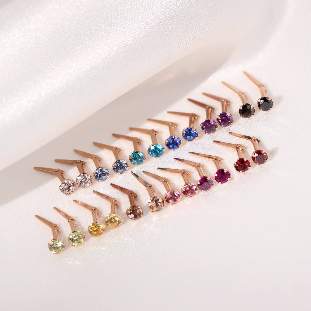 Boucles d'oreilles à tige Andralok en argent sterling plaqué or rose et cristal CZ de 3 mm