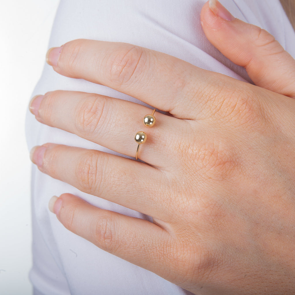 Bague ouverte réglable en or jaune 9 carats avec double boule