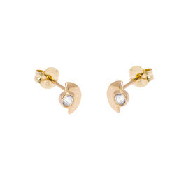 Boucles d'oreilles à tige en or 9 carats avec zircones cubiques transparents et demi-cercles minimalistes