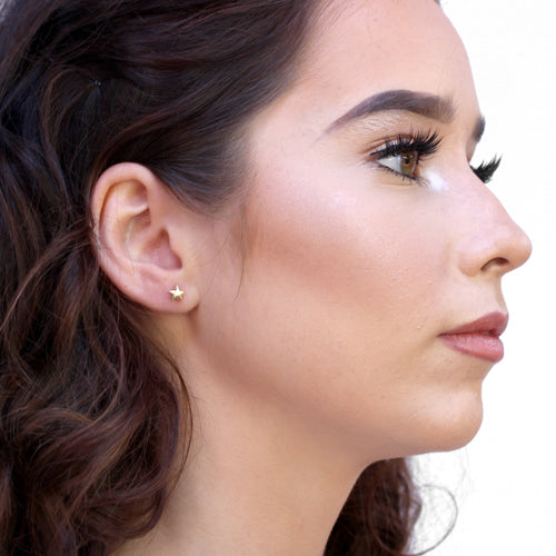 Boucles d'oreilles à tige en argent sterling plaqué or en forme d'étoile