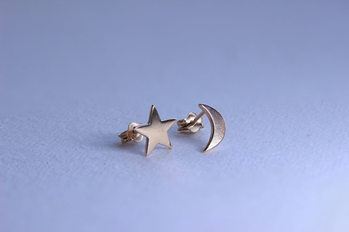 Boucles d'oreilles à tige en argent sterling plaqué or rose, lune et étoile