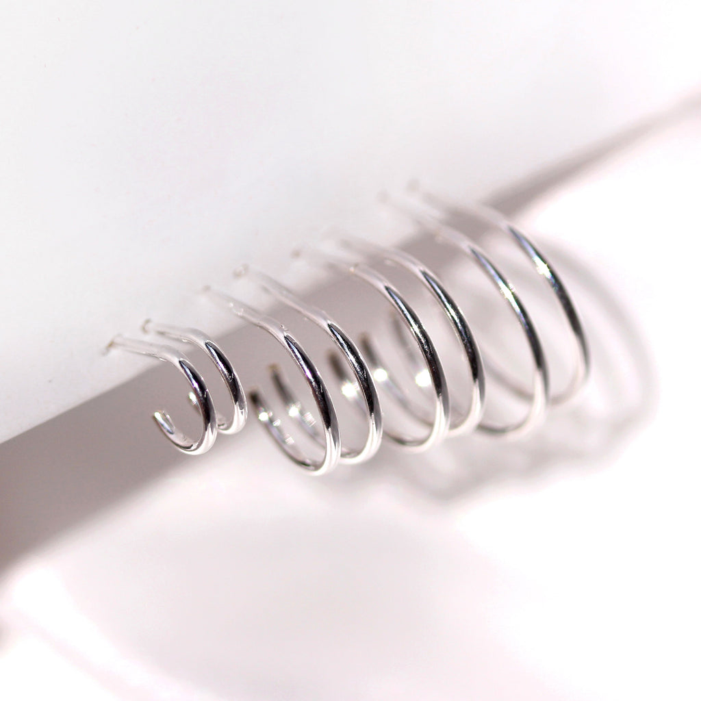 Boucles d'oreilles créoles ouvertes en argent sterling de 8 à 16 mm