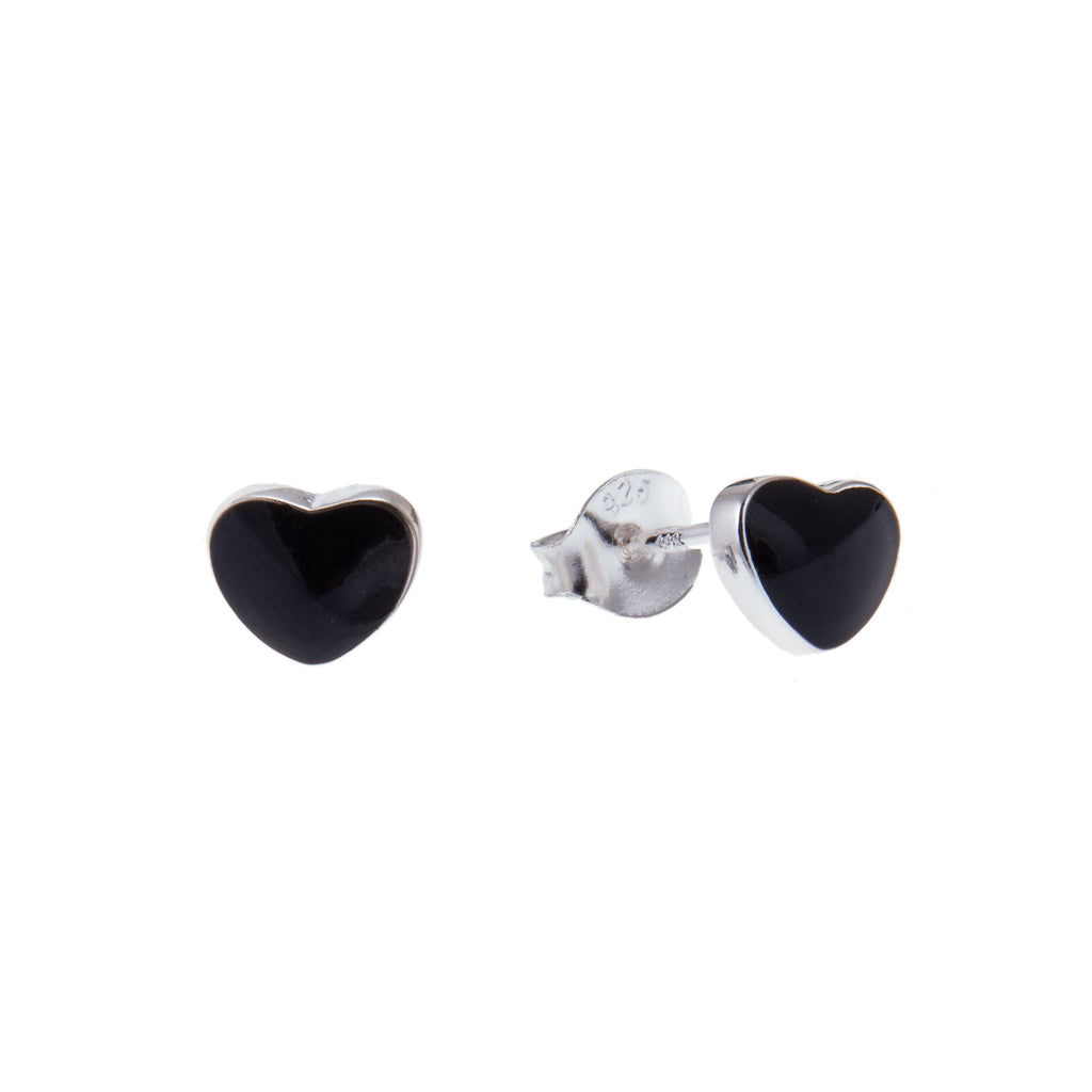Boucles d'oreilles à tige en argent sterling avec cœur en émail noir
