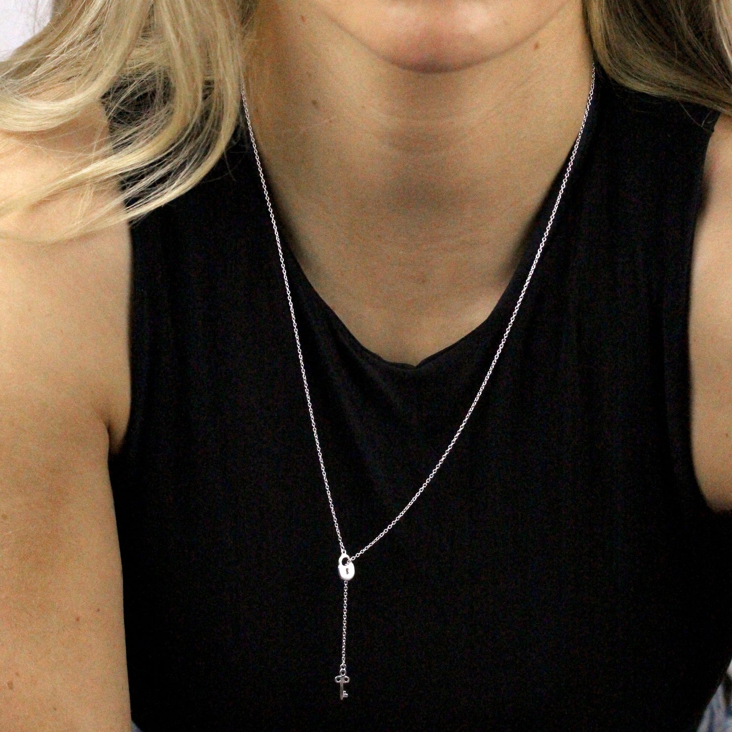 Collier pendentif cadenas à clé en argent sterling