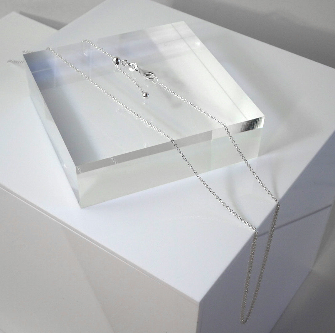 Chaîne à pendentif coulissante réglable en argent sterling jusqu'à 60 cm