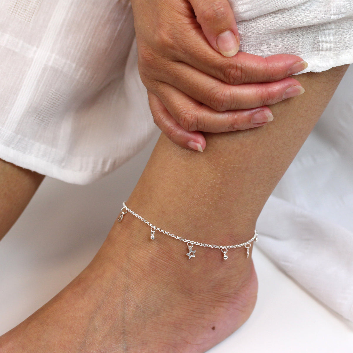 Bracelet de cheville réglable en argent sterling avec boule en forme de lune et d'étoile