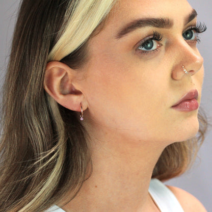 Boucles d'oreilles créoles en argent sterling plaqué or rose et cristal CZ rose de 3 mm