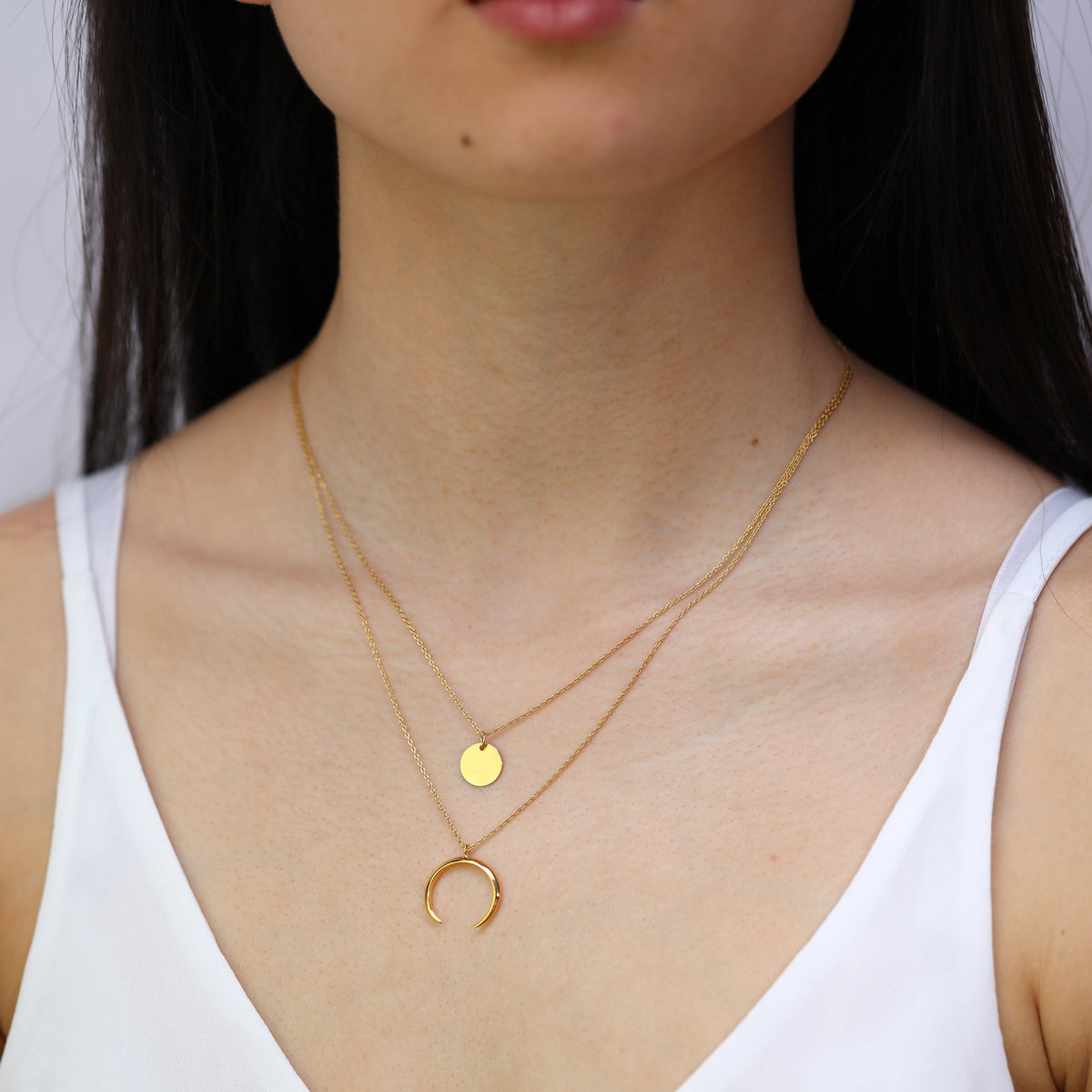 Collier avec pendentif croissant de lune en argent sterling plaqué or et double couche