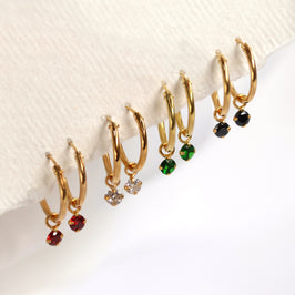 Boucles d'oreilles créoles en argent sterling plaqué or et cristaux colorés