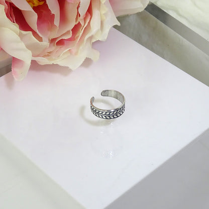 Bague d'orteil réglable en argent sterling oxydé avec feuilles