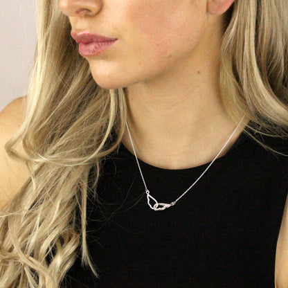 Collier ailes d'ange entrelacées en argent sterling