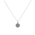 Collier avec pendentif en forme de disque rond givré en argent sterling
