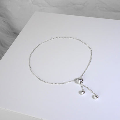 Bracelet réglable en argent sterling avec chaîne fine et fermoir à boule coulissant