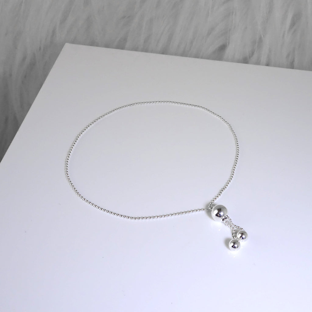 Bracelet réglable en argent sterling avec chaîne perlée et fermoir à boule coulissant