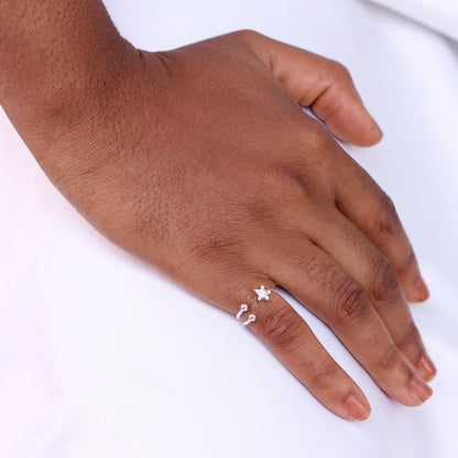Bague ouverte réglable en argent sterling avec zircone cubique transparent