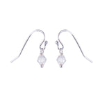 Boucles d'oreilles pendantes en argent sterling avec perles en oxyde de zirconium transparent