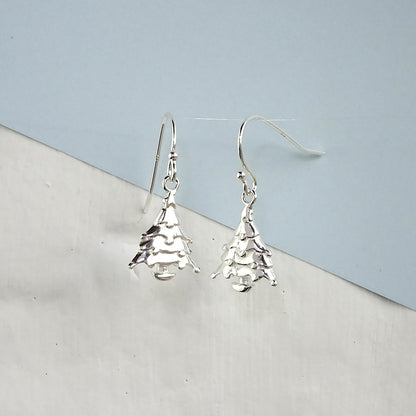 Boucles d'oreilles hameçon en argent sterling en forme de sapin de Noël