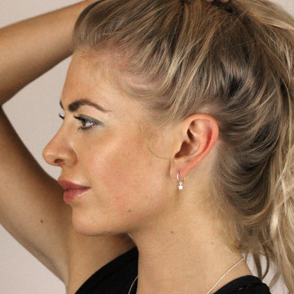 Boucles d'oreilles créoles en argent sterling avec breloques en forme de petite étoile de 12 mm