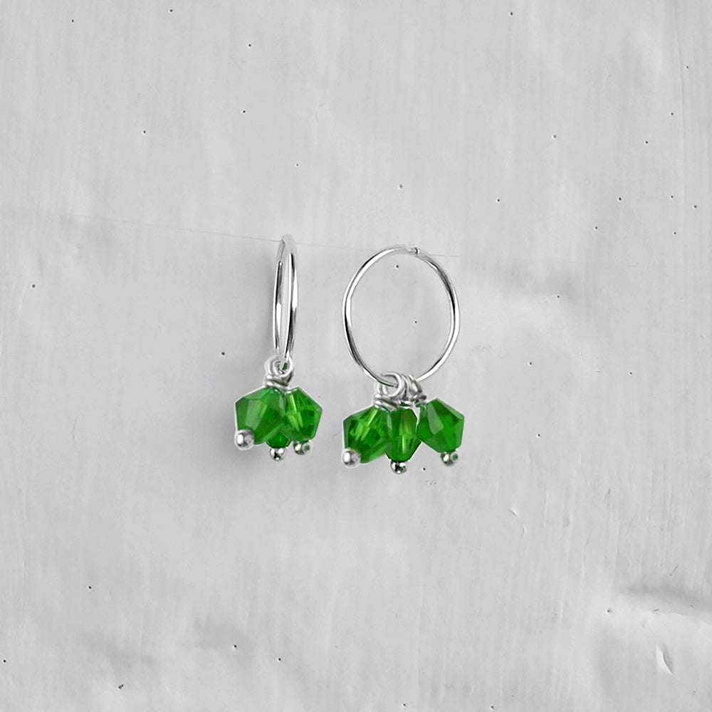 Boucles d'oreilles créoles triples en argent sterling et cristal vert de 12 mm