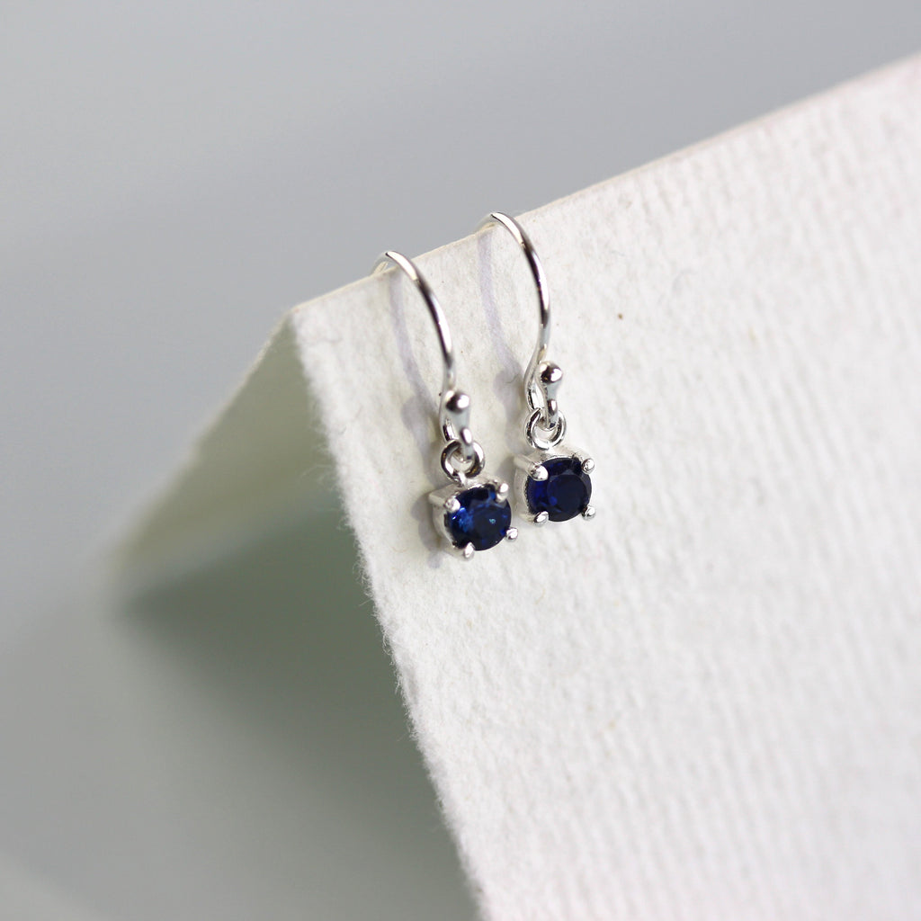 Boucles d'oreilles pendantes en argent sterling avec saphir et zircone cubique, pierre de naissance de septembre