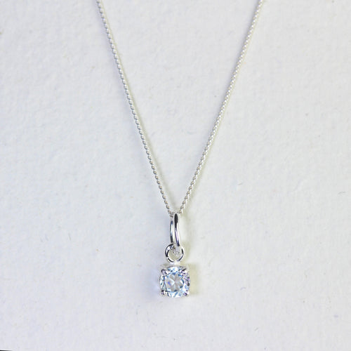 Collier en argent sterling avec aigue-marine et zircone cubique, pierre de naissance du mois de mars - 35 à 81 cm