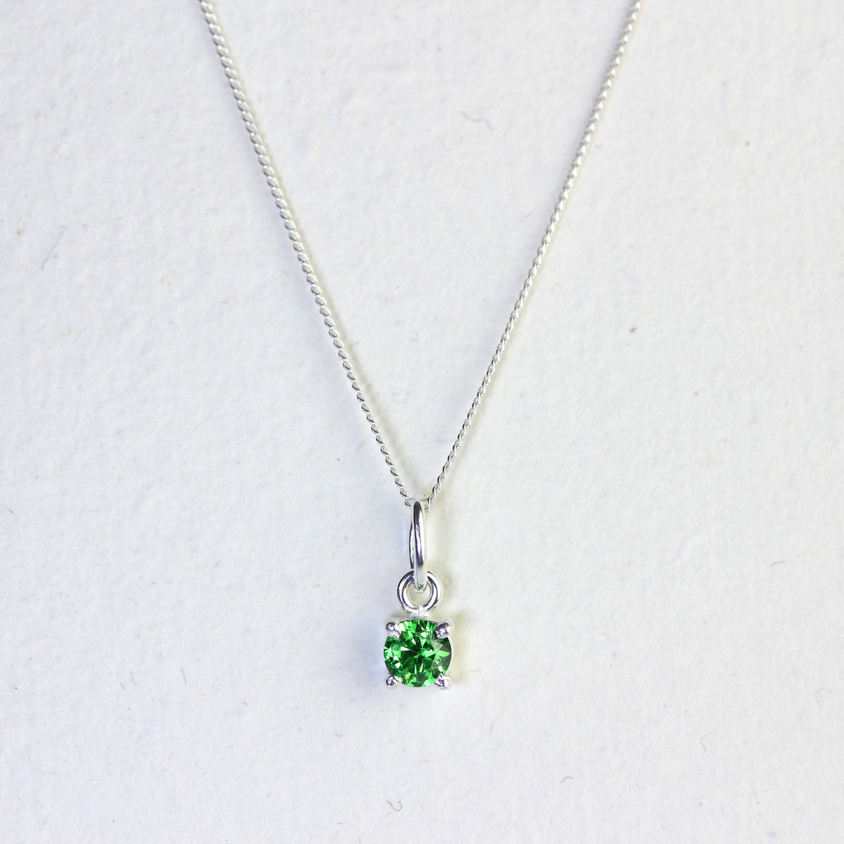 Collier en argent sterling avec pierre de naissance du mois de mai et émeraude CZ - 35 à 81 cm