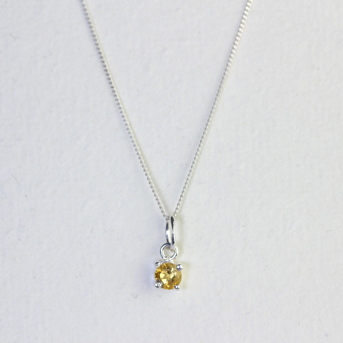 Collier en argent sterling avec citrine et zircone cubique, pierre de naissance de novembre - 35,6 à 81,3 cm