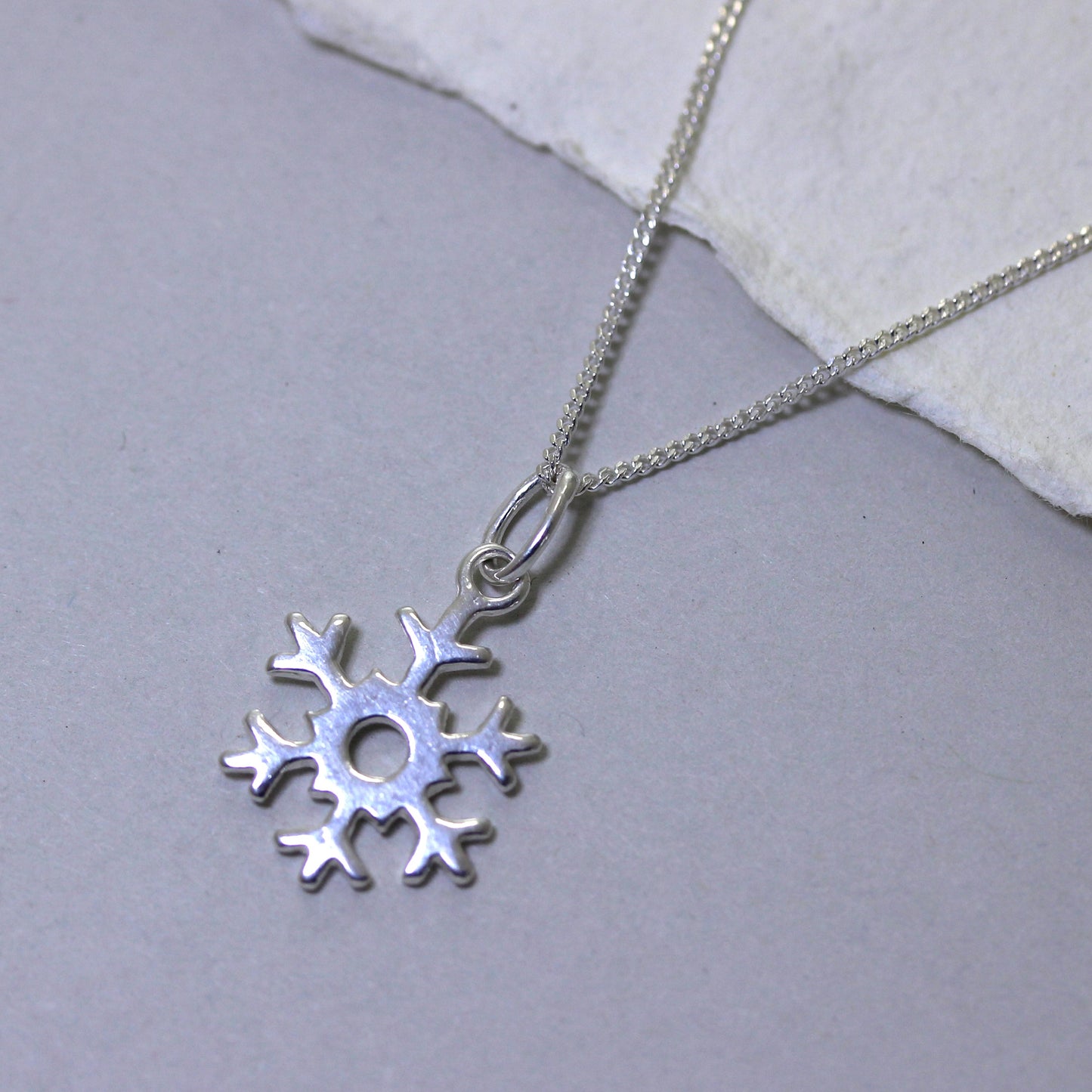 Collier flocon de neige en argent sterling - 14 à 32 pouces