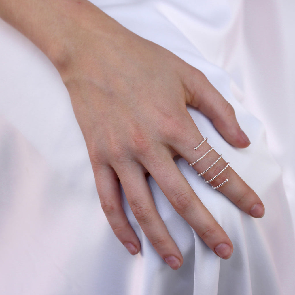 Bague ouverte en argent sterling avec spirale torsadée
