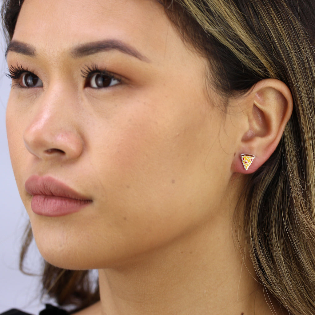 Boucles d'oreilles à tige en argent sterling et émail en forme de pizza