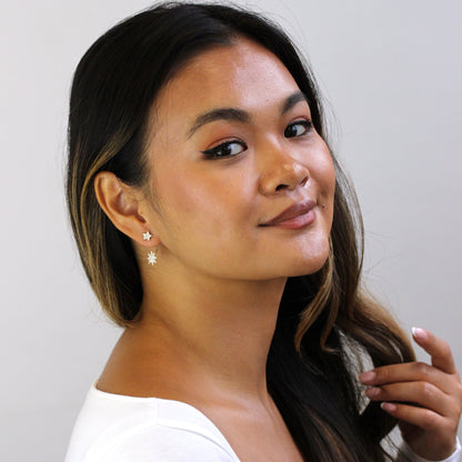Boucles d'oreilles à tige en argent sterling avec zircone cubique et étoile