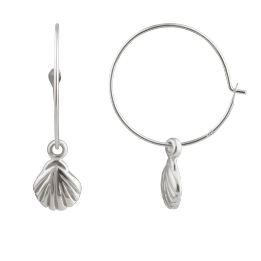 Boucles d'oreilles créoles en argent sterling 16 mm avec breloque coquillage