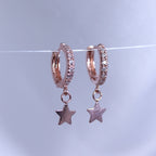 Boucles d'oreilles créoles en argent sterling plaqué or rose avec breloque étoile de 12 mm