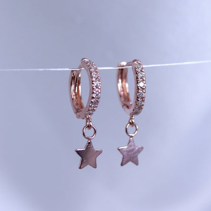 Boucles d'oreilles créoles en argent sterling plaqué or rose avec breloque étoile de 12 mm