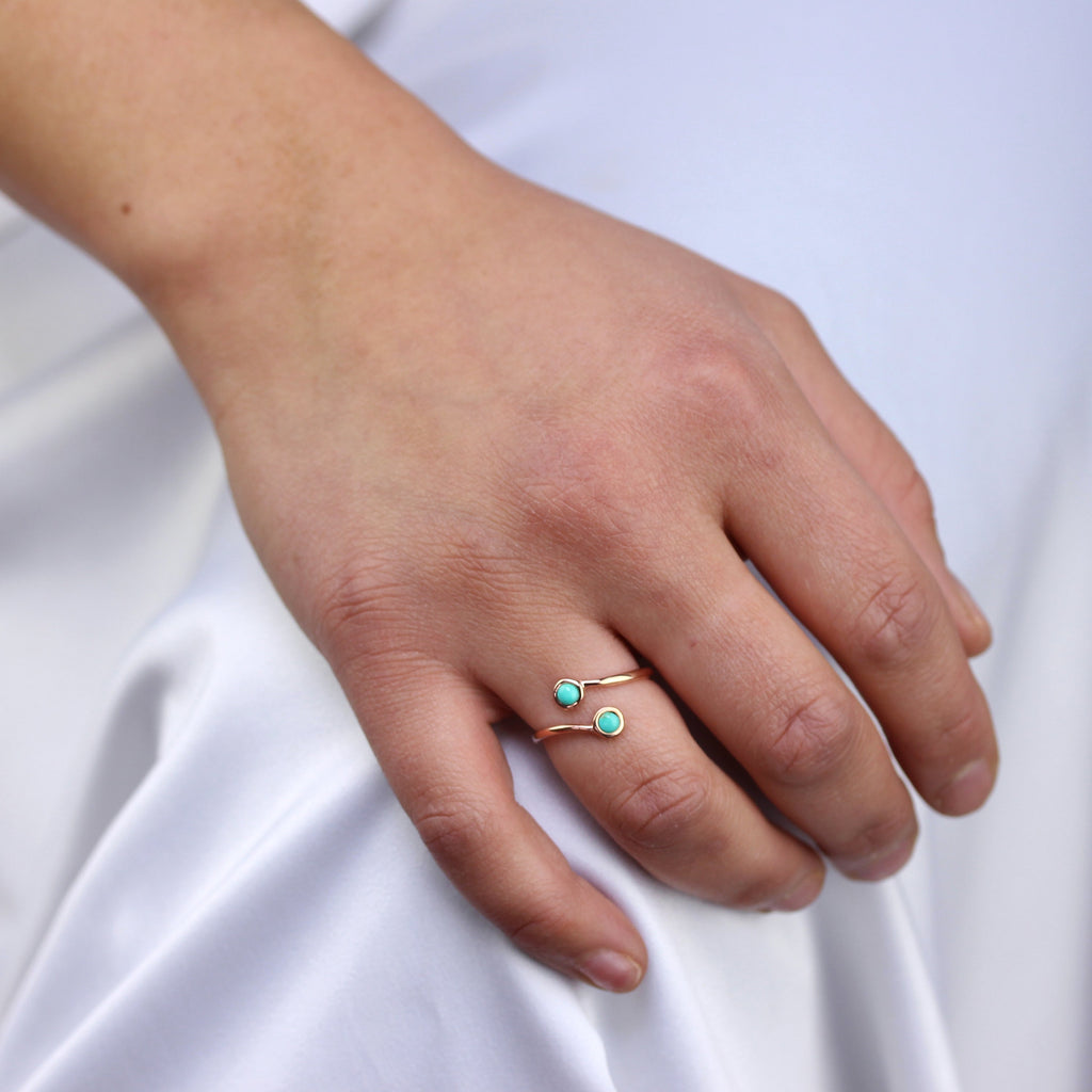 Bague midi en argent sterling plaqué or rose et fausse turquoise