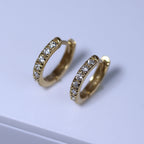 Boucles d'oreilles créoles à charnière en argent sterling plaqué or et zircones cubiques de 12 mm