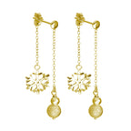 Boucles d'oreilles à tige en argent sterling plaqué or avec boule givrée et flocon de neige