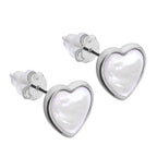 Boucles d'oreilles à tige en argent sterling et nacre en forme de cœur