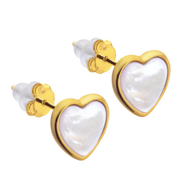 Boucles d'oreilles à tige en argent sterling plaqué or en forme de cœur en nacre