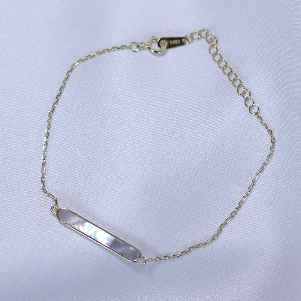 Bracelet réglable en argent sterling plaqué or avec barre en nacre