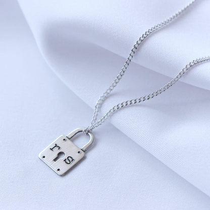 Collier sur mesure en argent sterling avec cadenas à trou de serrure de 40 à 71 cm