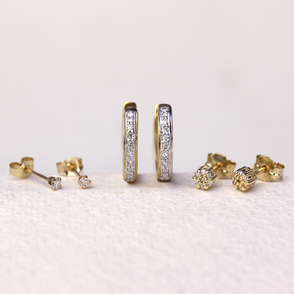 Boucles d'oreilles à tige en or 9 carats et diamants