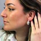 Boucles d'oreilles créoles ovales épaisses en argent sterling avec perles creuses