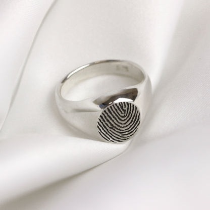 Chevalière personnalisée en argent sterling avec empreinte digitale