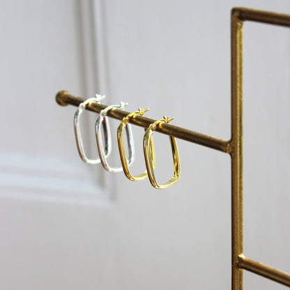 Boucles d'oreilles créoles ovales unies en argent sterling plaqué or