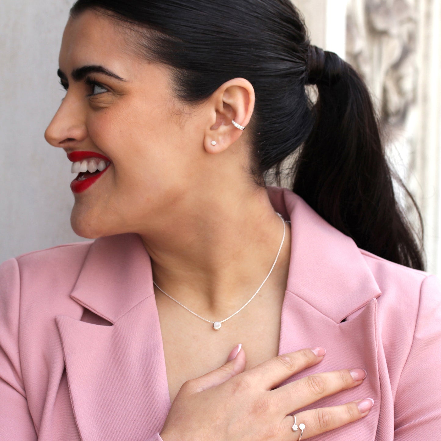 Manchette d'oreille en argent sterling avec pavé de zircones cubiques transparents