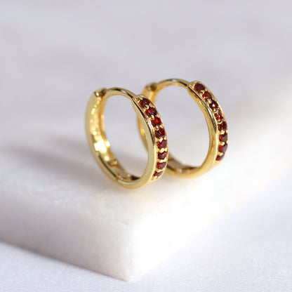 Boucles d'oreilles créoles en argent sterling plaqué or avec grenat et zircone cubique de 15 mm