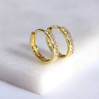 Boucles d'oreilles créoles en argent sterling plaqué or avec aigue-marine et zircone cubique de 15 mm