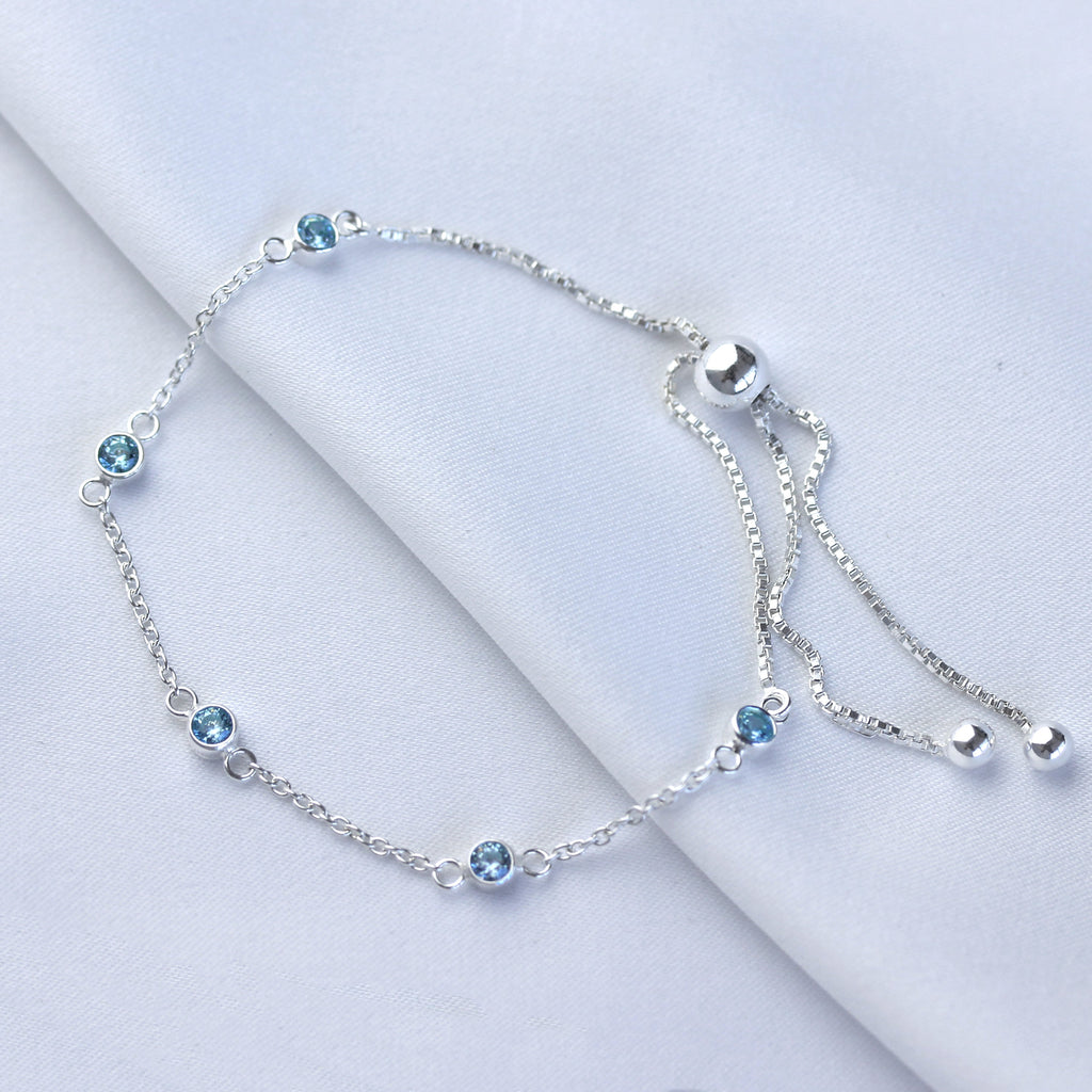 Bracelet réglable en argent sterling avec plusieurs aigue-marines et zircones cubiques